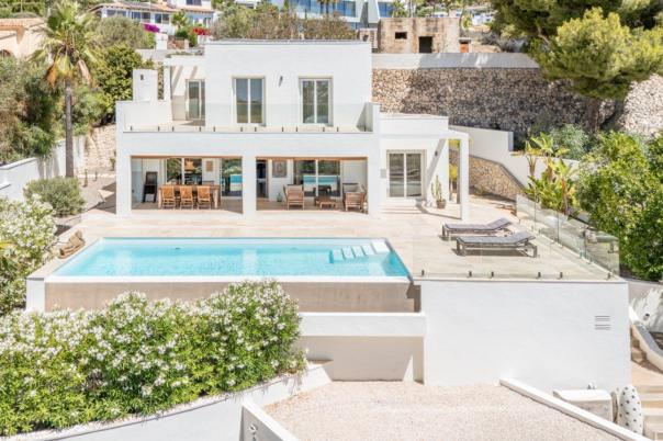 3 bed villas in Moraira