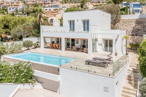 3 bed villas in Moraira