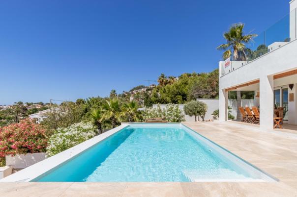 3 bed villas in Moraira