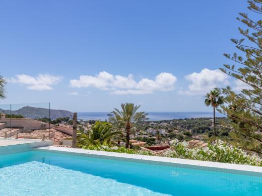 3 bed villas in Moraira