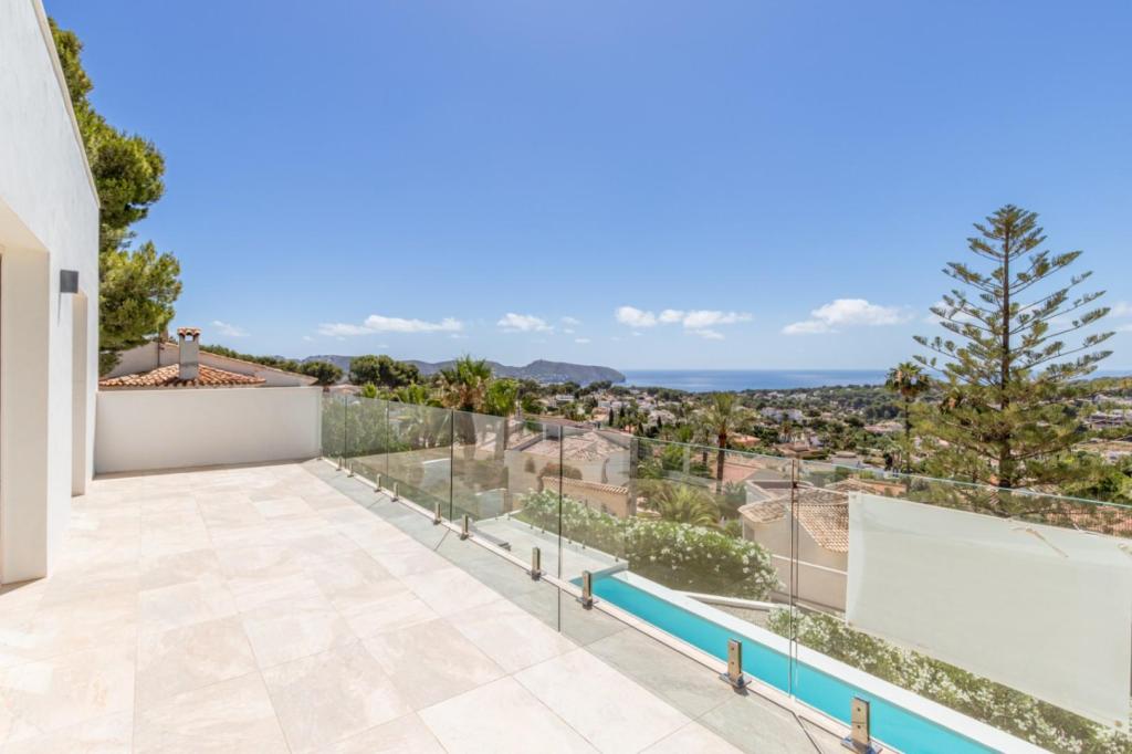 3 bed villas in Moraira