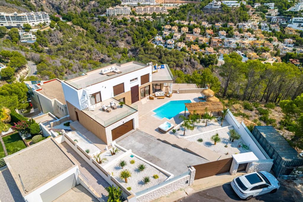 4 bed villa in Altea