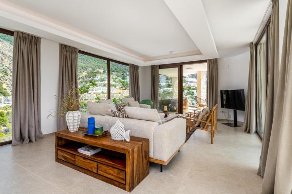 4 bed villa in Altea