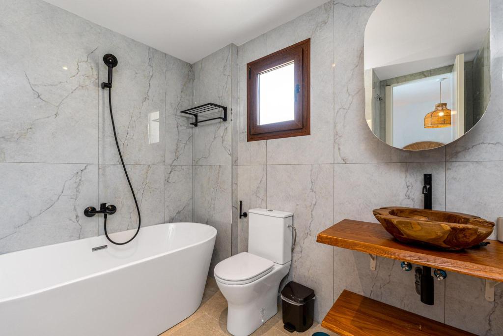 4 bed villa in Altea