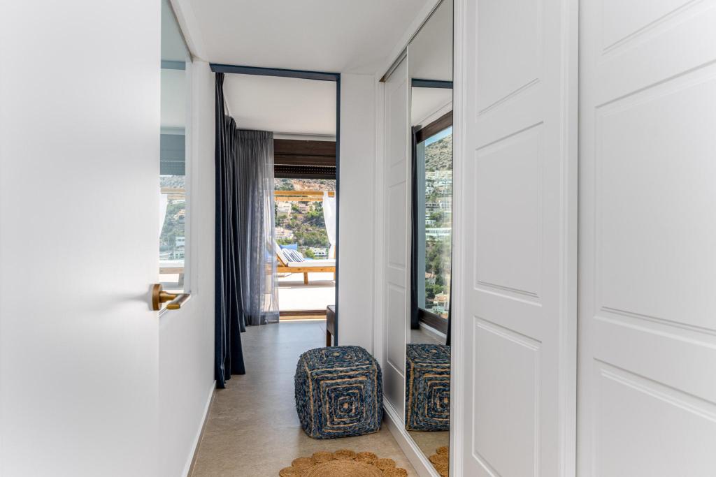 4 bed villa in Altea