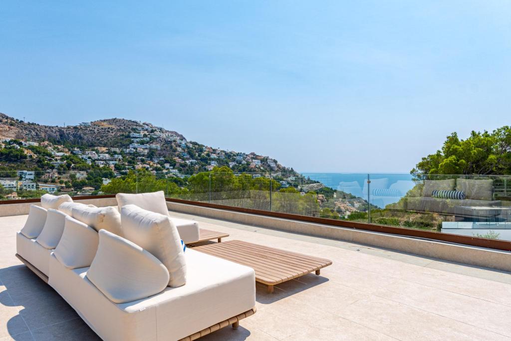 4 bed villa in Altea