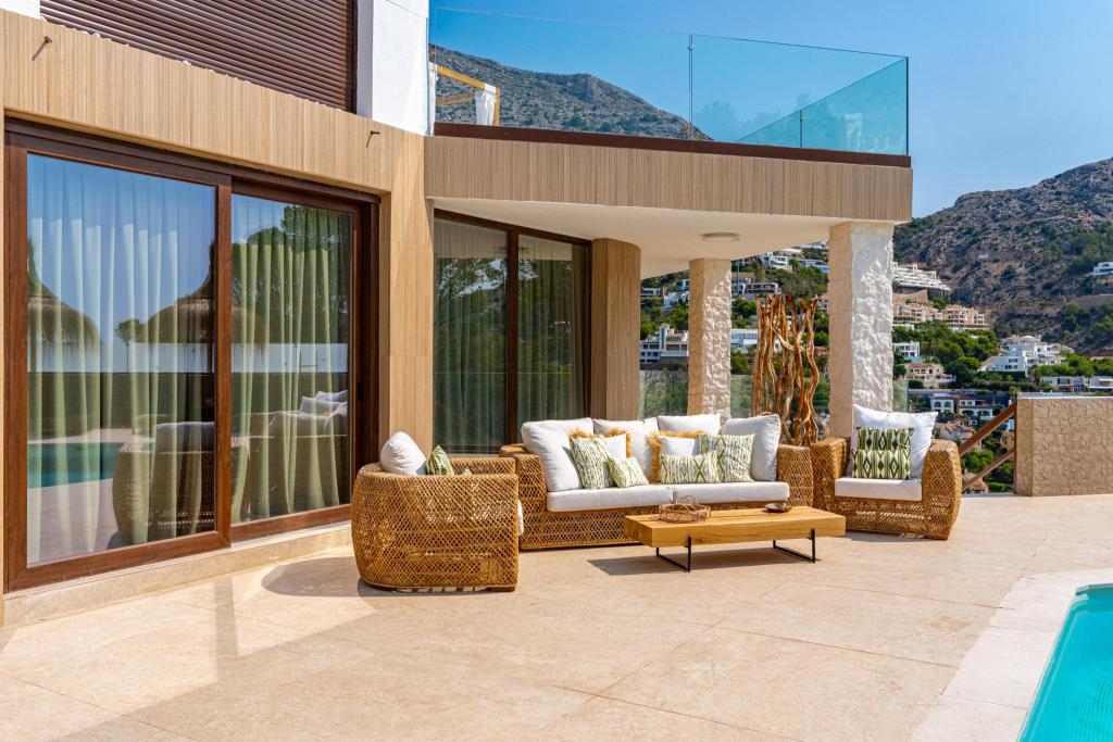 4 bed villa in Altea