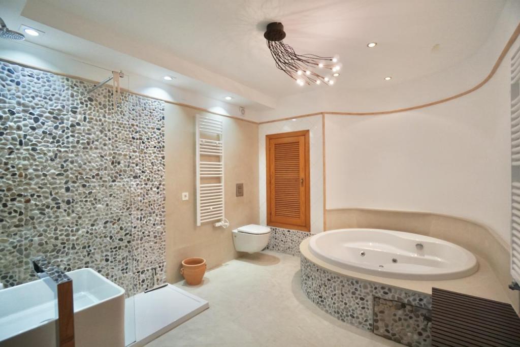 4 bed villas in Moraira