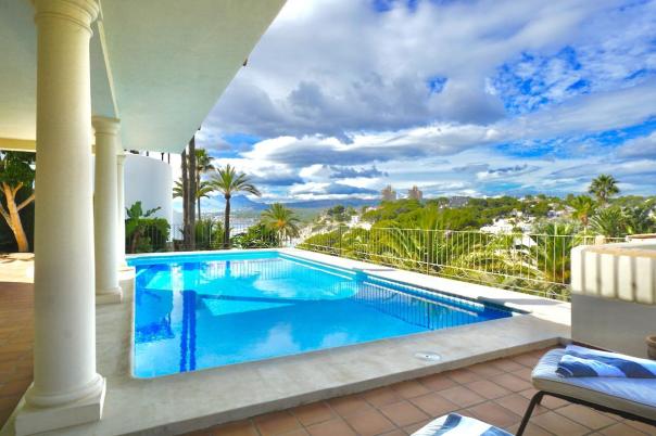 4 bed villas in Moraira