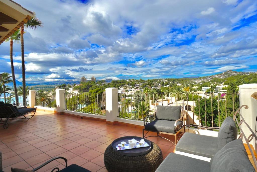 4 bed villas in Moraira