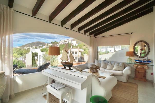 4 bed villas in Moraira