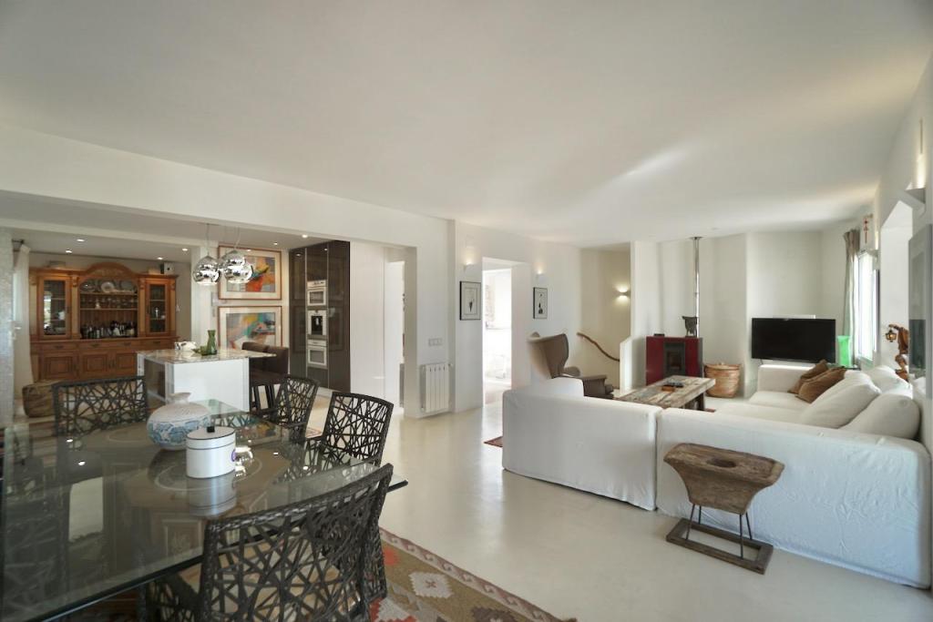 4 bed villas in Moraira