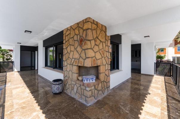 4 bed villa in La Nucía