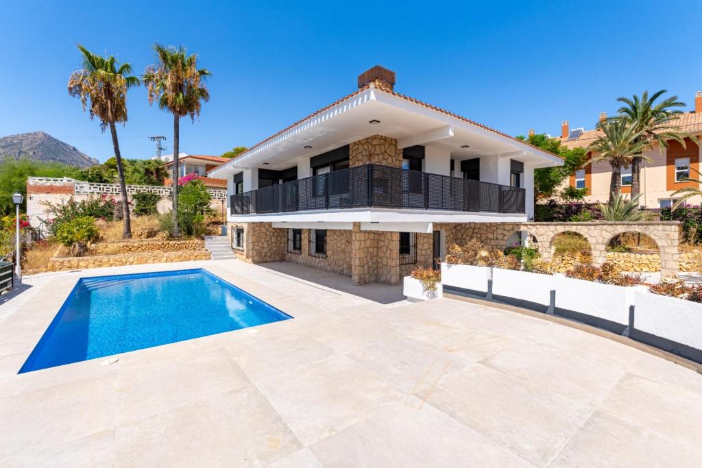 4 bed villa in La Nucía