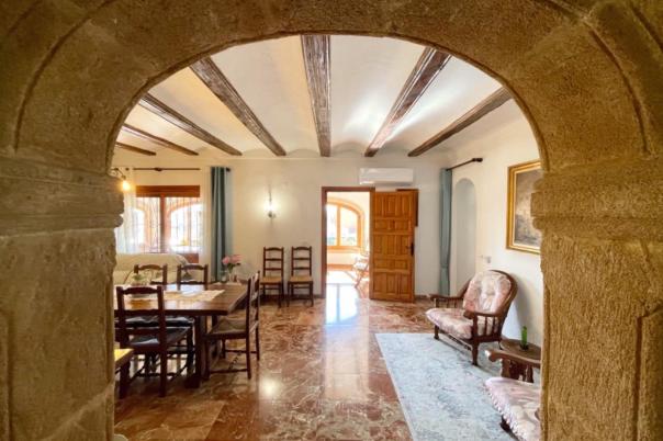 8 bed villa in Jávea