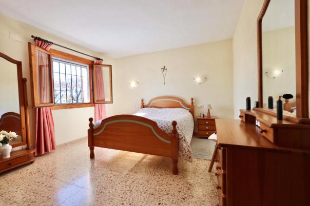 8 bed villa in Jávea