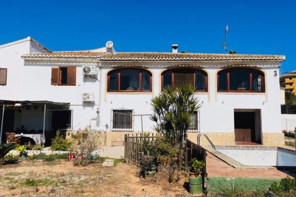 8 bed villa in Jávea