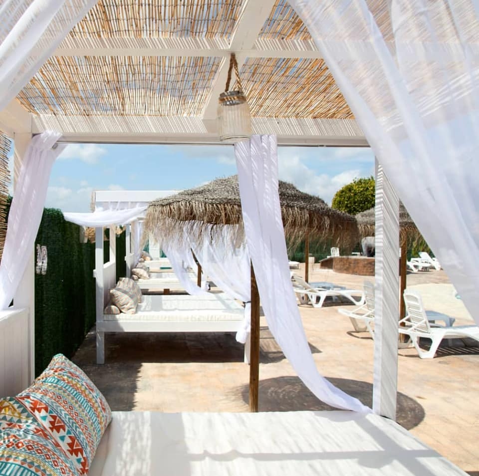 Isla Bonita Javea - Restaurant & Swimming Pool