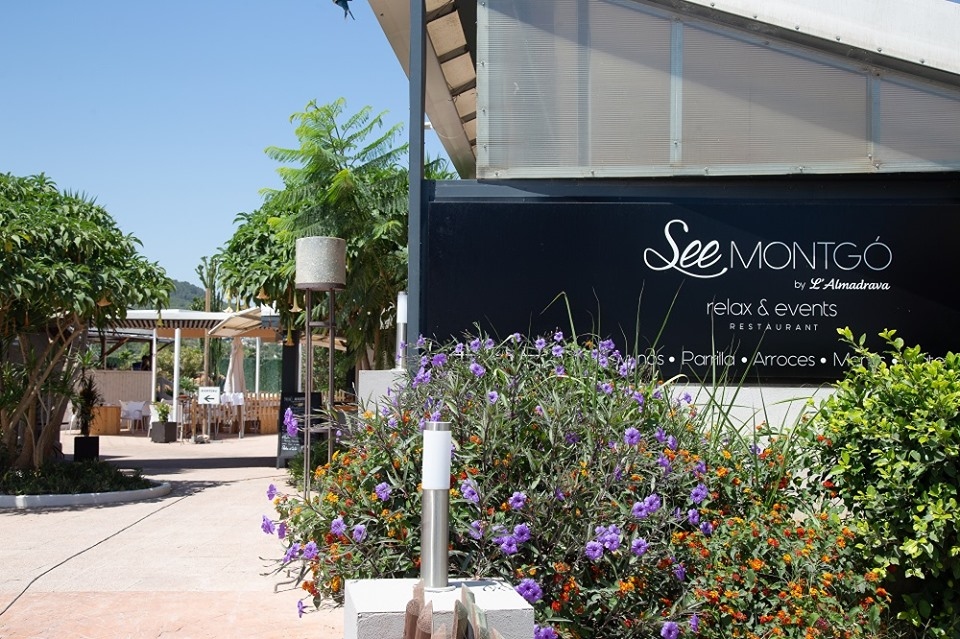 Isla Bonita Javea - Restaurant & Swimming Pool