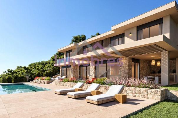 4 bed casa / chalet in Jávea