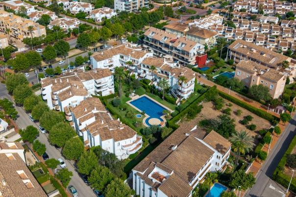 2 bed apartment in Javea