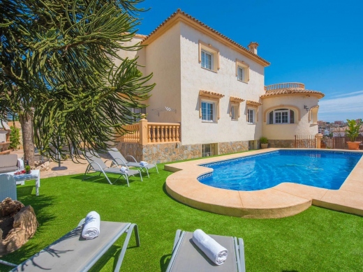 5 bed casa / chalet in Calpe / Calp