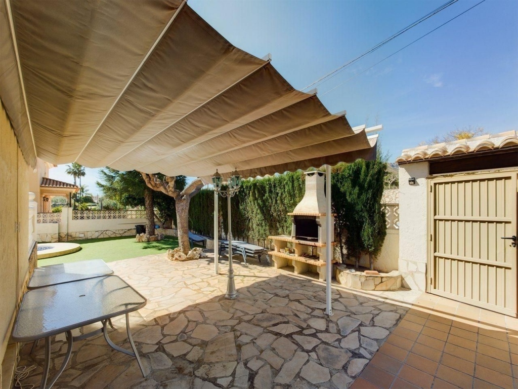 5 bed casa / chalet in Calpe / Calp