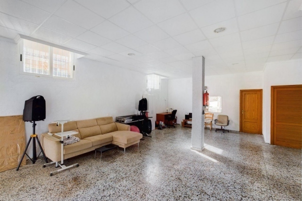 5 bed casa / chalet in Calpe / Calp