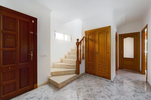 5 bed casa / chalet in Calpe / Calp