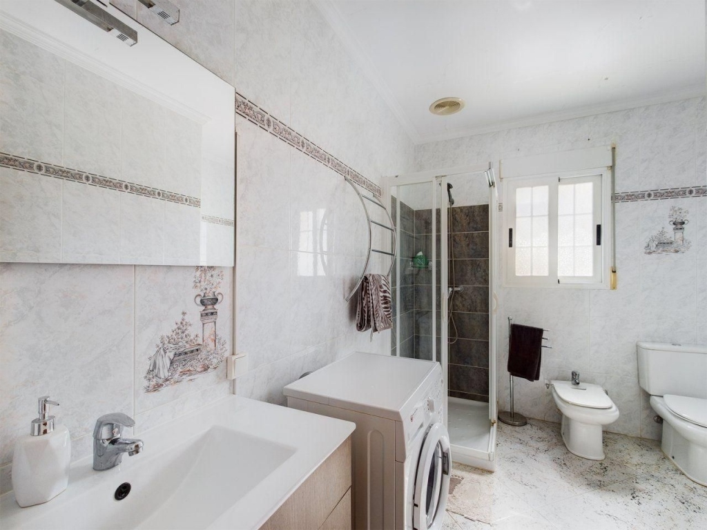 5 bed casa / chalet in Calpe / Calp
