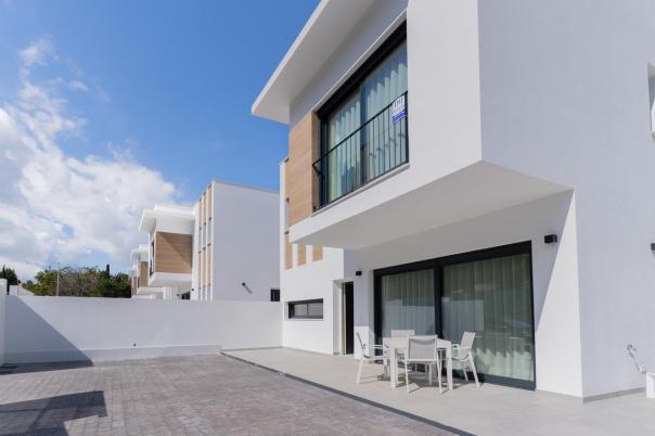 3 bed villa in Denia
