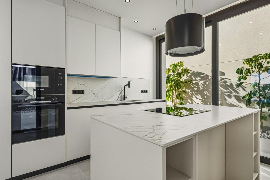 4 bed property in Polop