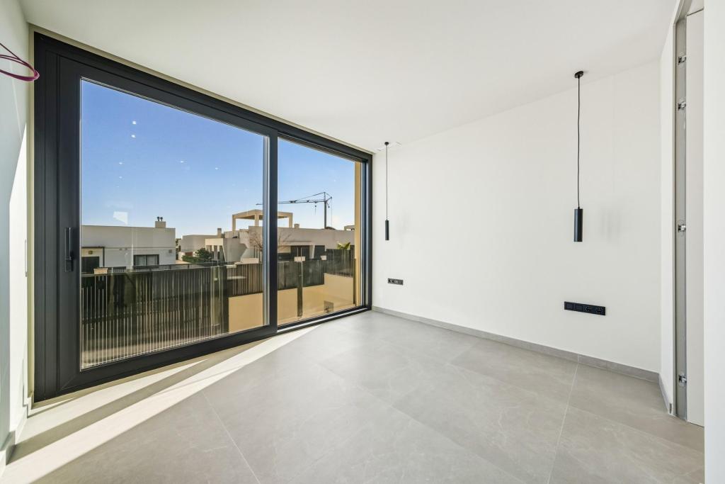 4 bed property in Polop