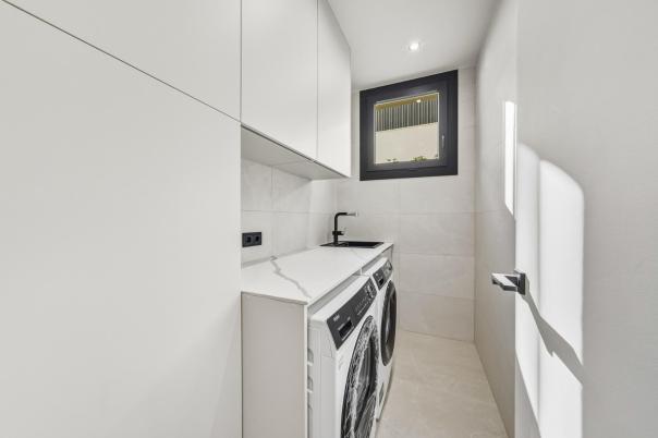 4 bed property in Polop