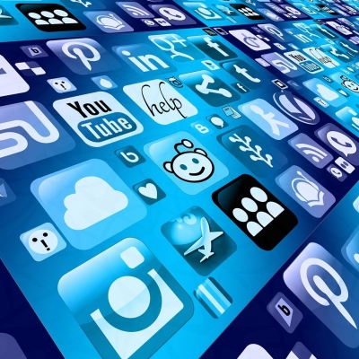 Guide to Social Media Marketing for Estate Agents in Spain