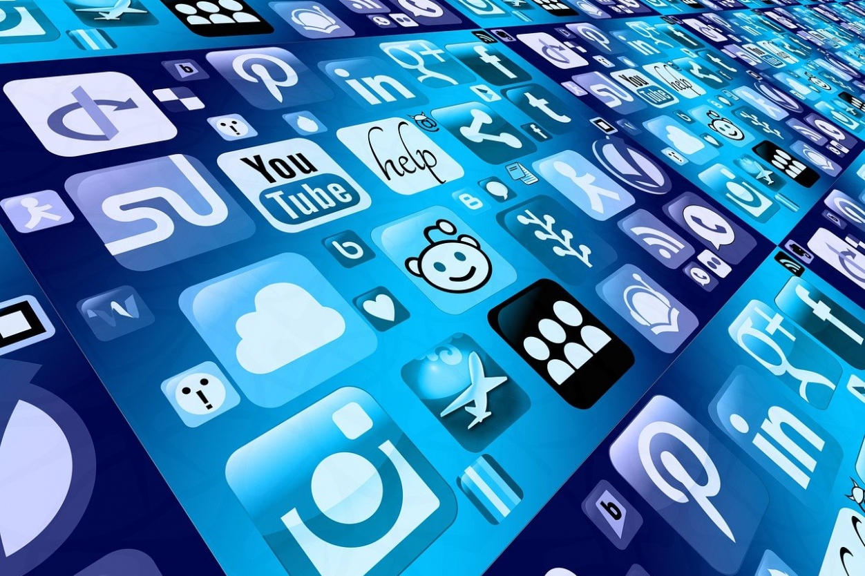 Guide to Social Media Marketing for Estate Agents in Spain