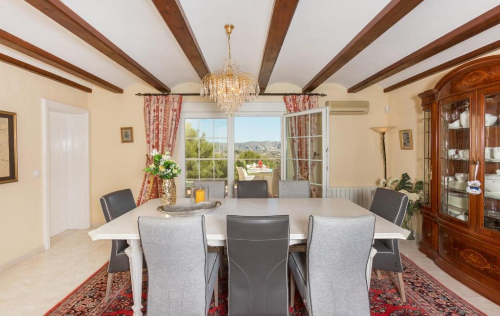 4 bed villa in Moraira