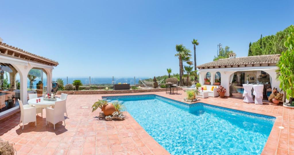 4 bed villa in Moraira