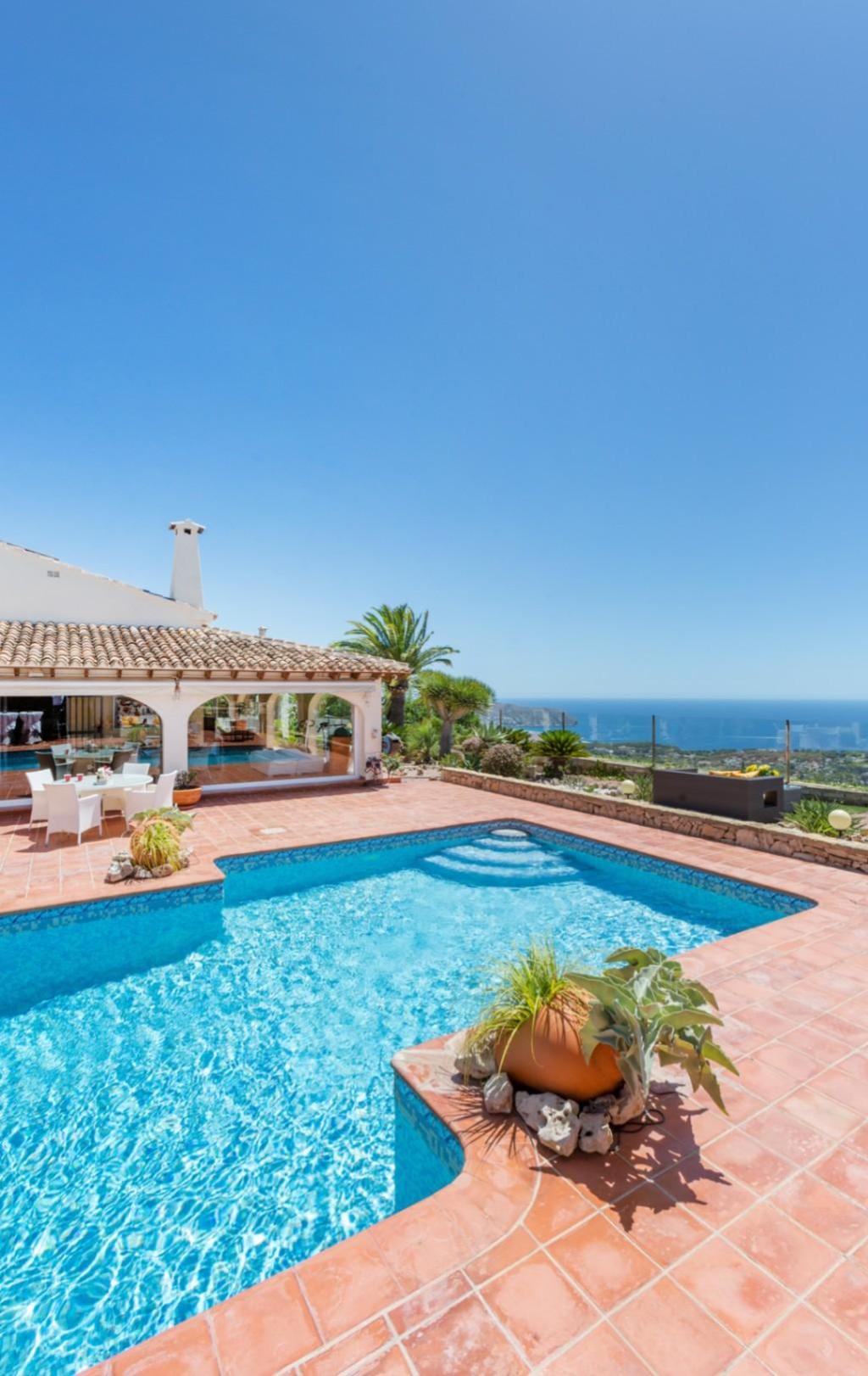 4 bed villa in Moraira