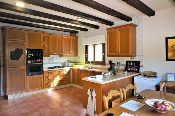 5 bed casa / chalet in Calpe / Calp
