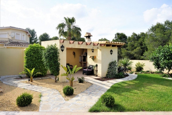 5 bed casa / chalet in Calpe / Calp