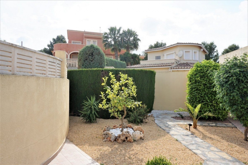 5 bed casa / chalet in Calpe / Calp