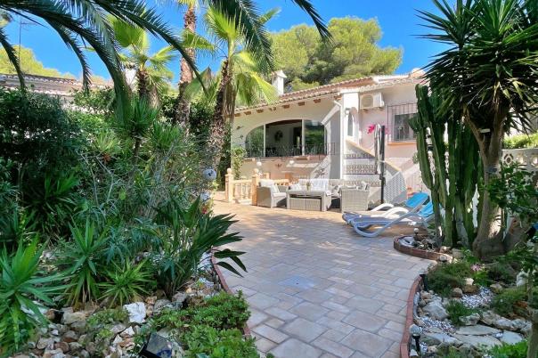3 bed villa in Moraira