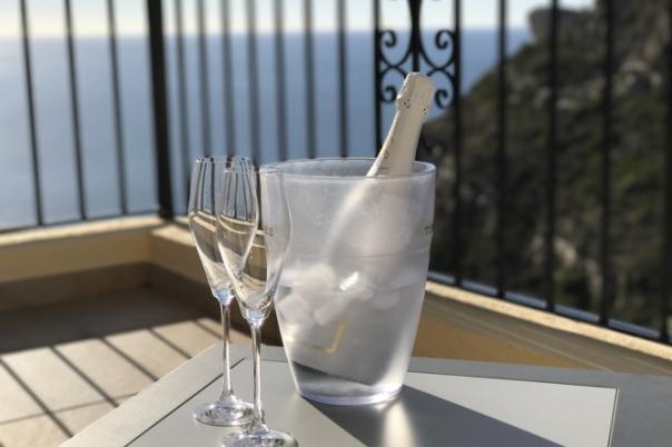 Casa Windlenook - Luxury Holiday Rental Villa with Spectacular Sea Views