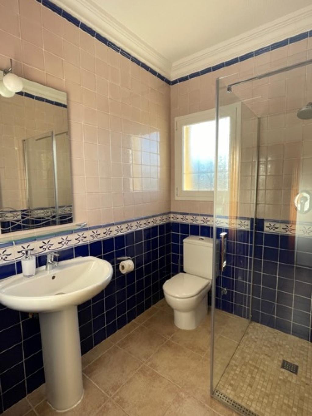 Casa Windlenook - Luxury Holiday Rental Villa with Spectacular Sea Views