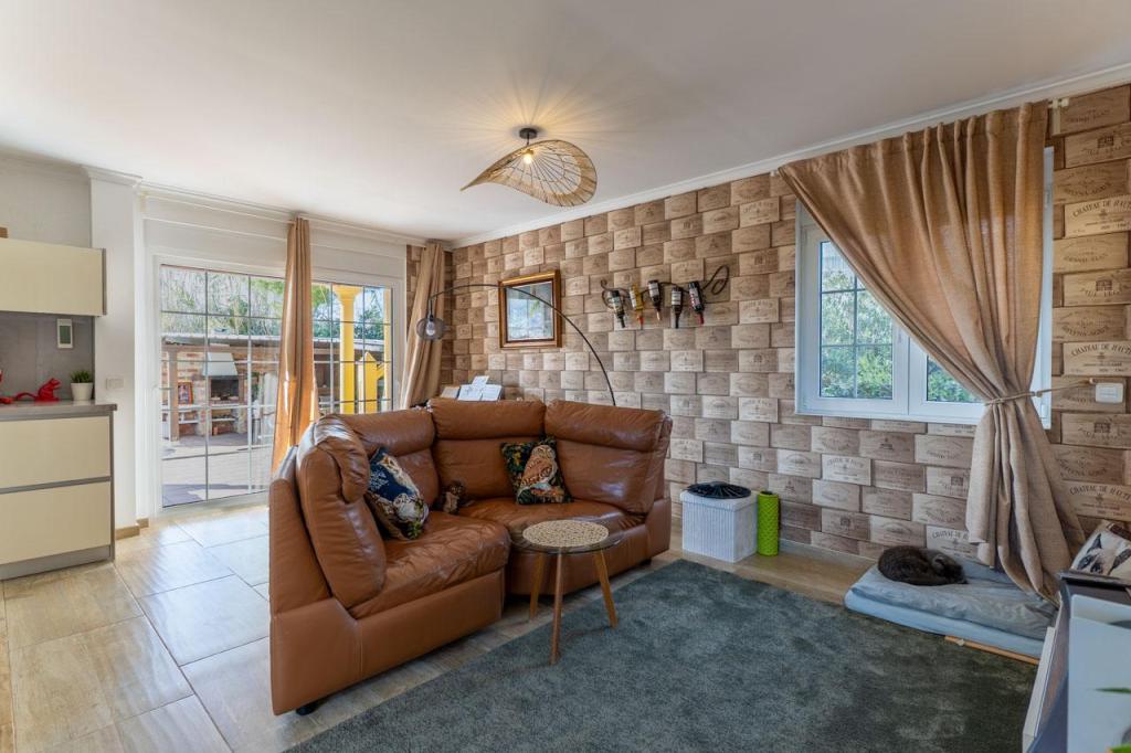 4 bed villa in Denia