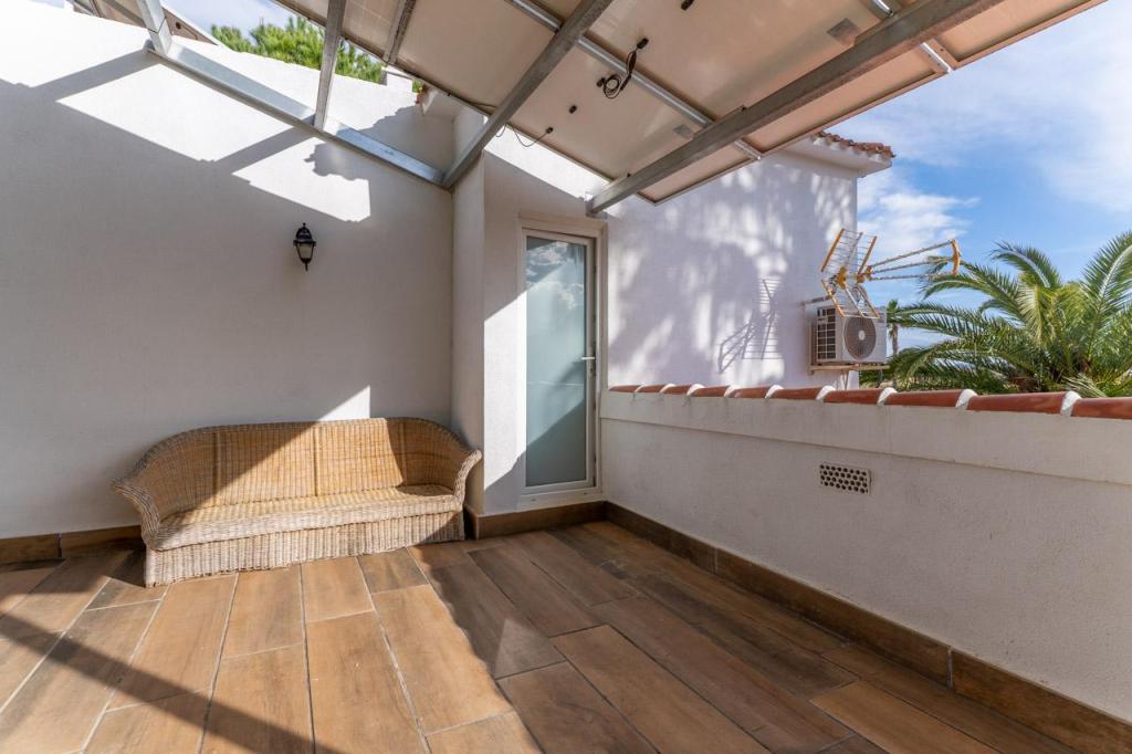 4 bed villa in Denia