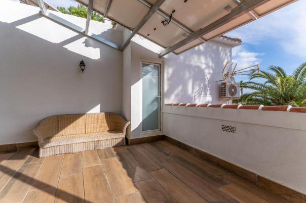 4 bed villa in Denia