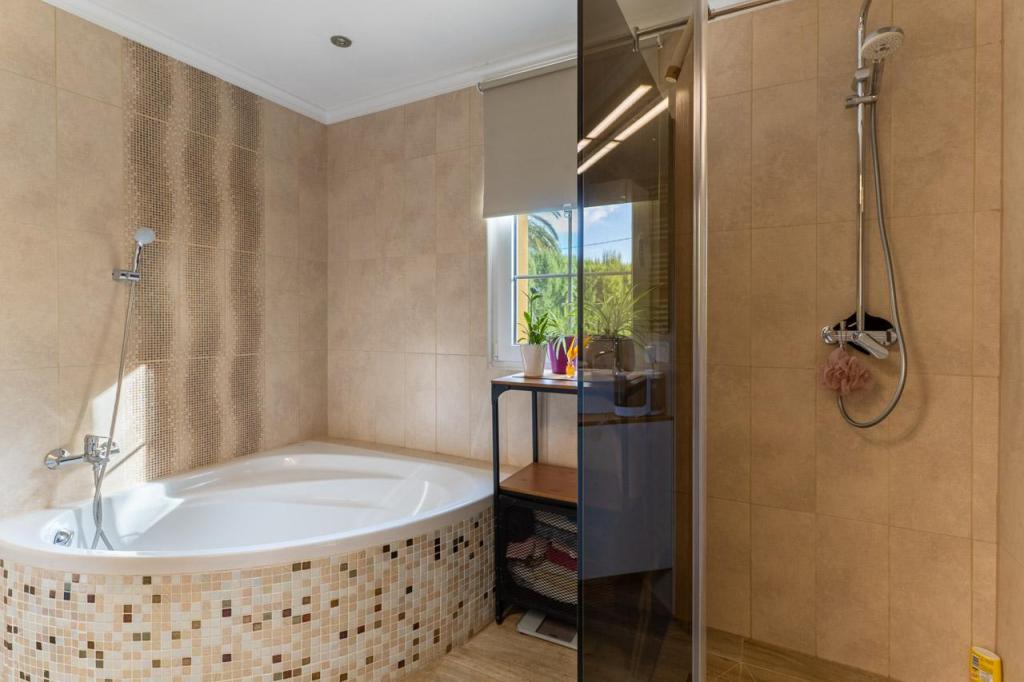 4 bed villa in Denia