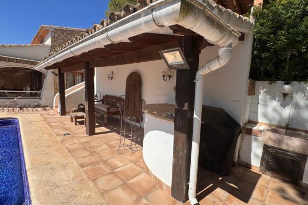 4 bed villa in Benissa